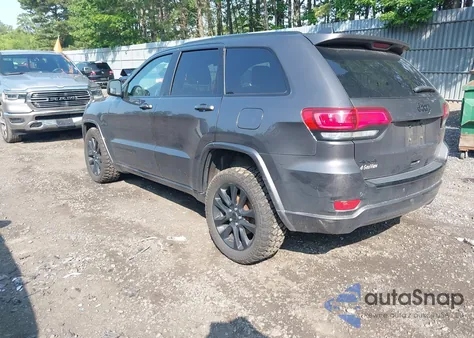 2017 Jeep Grand Cherokee Laredo from USA, damaged, VIN 1C4RJFAG4HC807439